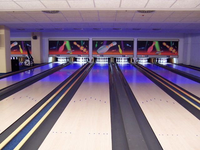 Billard und BowlingCenter am Roten Rathaus - Fotogalerie